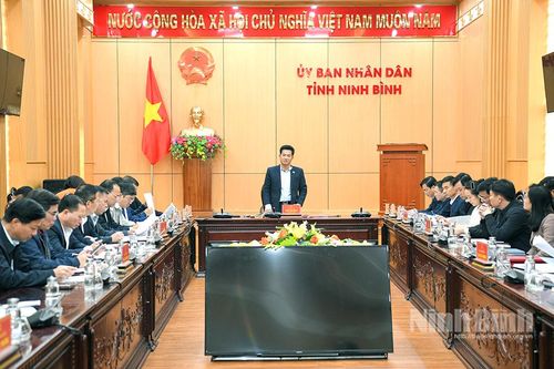Hội nghị về phương án phát triển hệ thống đô thị và chương trình nhà ở trên địa bàn tỉnh đến năm 2030