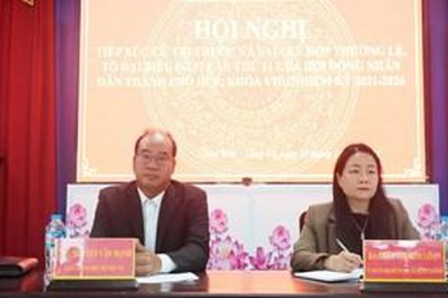 Tiếp xúc cử tri ở phường Hương Trà, xã Chân Mây - Lăng Cô