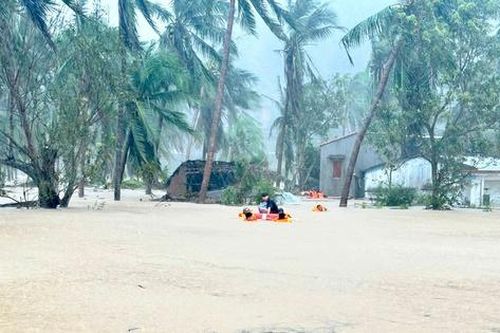 Đắk Lắk: Mưa lớn gây sạt lở đất làm một người tử vong, nhiều khu vực bị chia cắt