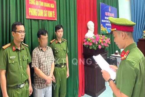 Khởi tố hai lãnh đạo doanh nghiệp liên quan vụ chôn lấp hơn 110 tấn chất thải ở Quảng Ngãi