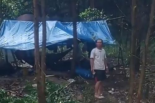 12 người dân Quảng Ngãi đi làm thuê ở Khánh Hòa bị lũ bao vây, một người mất tích
