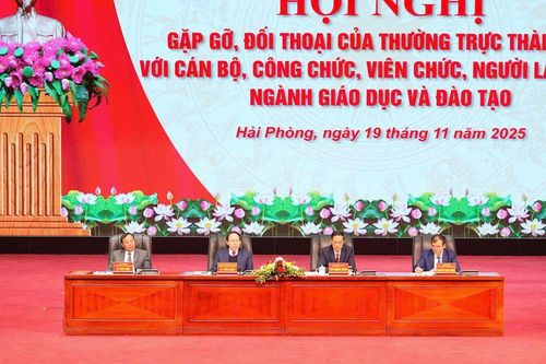 Thắp sáng tri thức – Hải Phòng hướng tới tương lai giáo dục toàn diện