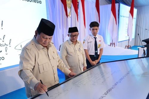 Indonesia triển khai chương trình số hóa lớp học trên toàn quốc