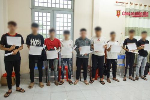 Dàn cảnh cướp điện thoại để xóa hình ảnh nhạy cảm của người tình