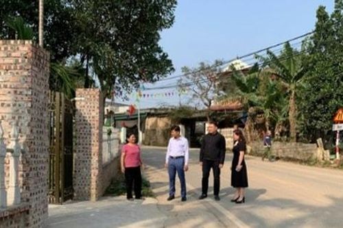 Người phụ nữ Mường mở khúc cua, lối đi tử tế