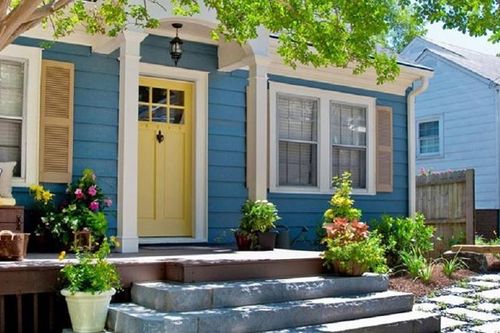 Khi xây nhà không nên để cửa chính đối diện 3 nơi này