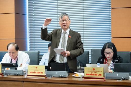 Đại biểu Quốc hội: Có chuyện 'nấn ná' giao đất để nhận thêm tiền bồi thường