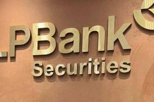 Chứng khoán LPBank mắc loạt vi phạm, chịu phạt gần 900 triệu đồng