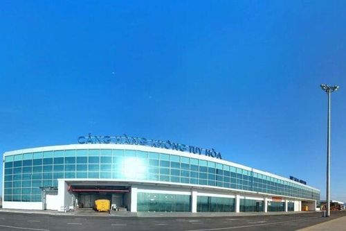 Tạm ngừng khai thác sân bay Tuy Hòa