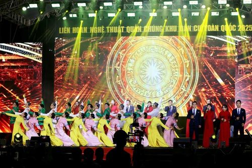 Bế mạc Liên hoan Nghệ thuật quần chúng Khu dân cư toàn quốc