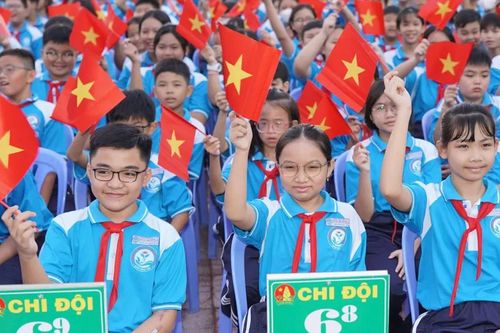 Giáo dục tốt để thế hệ trẻ vươn ra thế giới