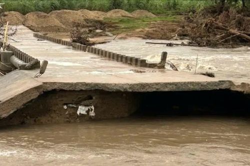 Gia Lai: Nước đã rút nhưng nhiều nơi vẫn bị chia cắt