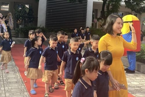 Ngày Nhà giáo Việt Nam (20/11): Đổi mới giáo dục bắt đầu từ người thầy