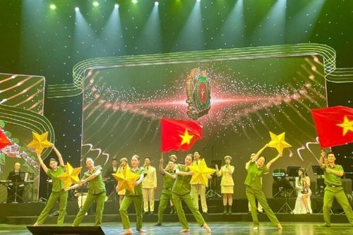 Lắng đọng cảm xúc với đêm nhạc 'Khát vọng sống trước kỷ nguyên mới'