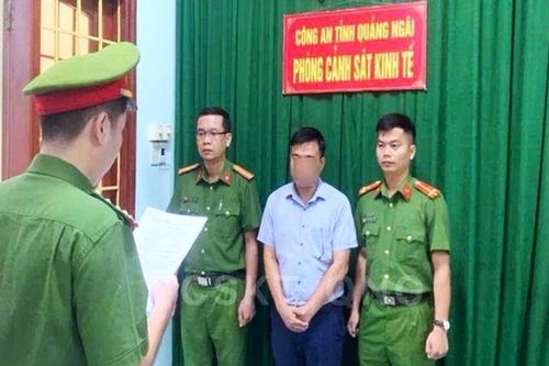 Quảng Ngãi: Khởi tố 2 lãnh đạo công ty trong vụ chôn lấp hơn 117 tấn chất thải nguy hại