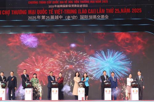 Khai mạc Hội chợ Thương mại Quốc tế Việt – Trung 2025: Kết nối kinh tế biên giới, mở rộng cơ hội hợp tác