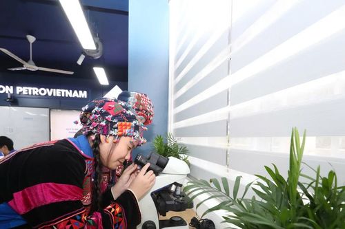 Bài 2: Lan tỏa tinh thần sáng tạo khắp Việt Nam