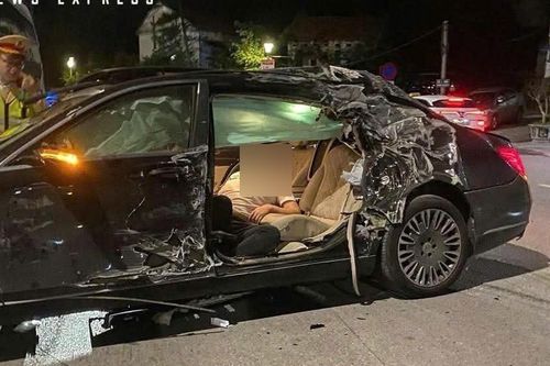 Không thắt dây an toàn, điều đáng tiếc lớn trong vụ Maybach S600 đâm xe khách
