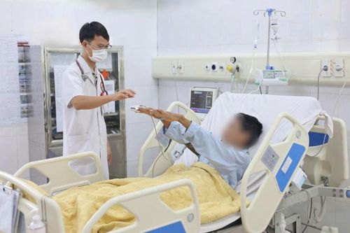 Người đàn ông nguy kịch sau khi ăn một loại cá biển
