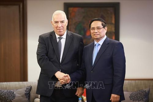 Thủ tướng tiếp Bộ trưởng Cựu chiến binh và Người có công Algeria