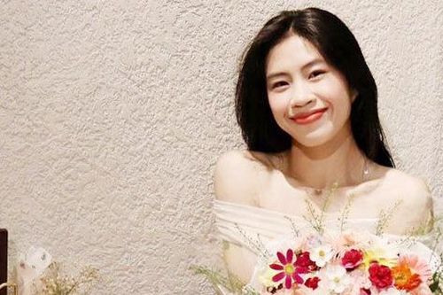 Hotgirl đội tuyển nữ Việt Nam khoe nhan sắc trong trẻo, dịu dàng khác lạ