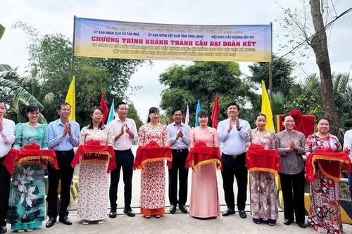 Khánh thành cầu đại đoàn kết tại xã Tân Phú, Vĩnh Long