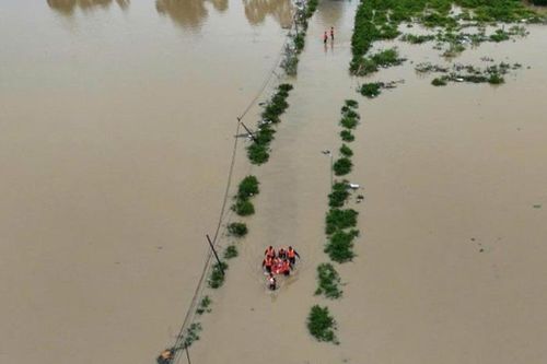 Khánh Hòa: Lũ trên các sông đang lên, có khả năng vượt mốc lũ lịch sử
