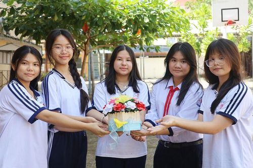 Nhiều hoạt động tri ân thầy cô
