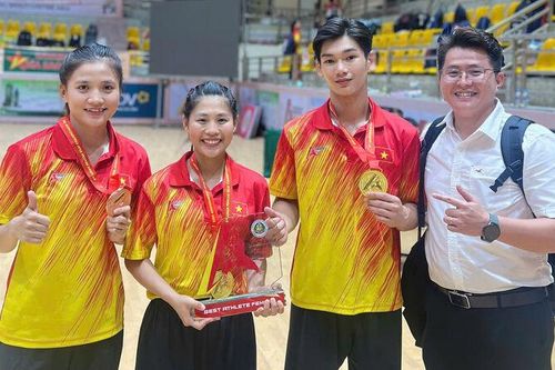 2 vận động viên Pencak Silat An Giang được tặng thưởng Huân chương Lao động hạng Nhì