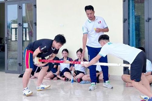 Thầy giáo Nguyễn Tiến Duy - Từ sân trường đến những tấm Huy chương Vàng quốc gia