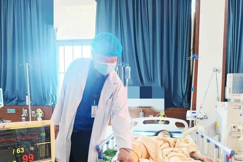 Bệnh viện Đại học Y Dược- Hoàng Anh Gia Lai phẫu thuật cấp cứu giữ lại cẳng chân cho bé 8 tuổi