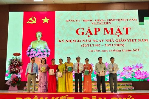 Các địa phương long trọng tổ chức hoạt động tri ân nhân dịp 20/11