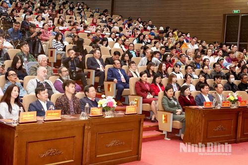 Khai mạc Liên hoan quốc tế Sân khấu thử nghiệm lần thứ VI năm 2025