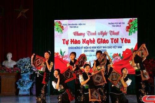 Chương trình nghệ thuật tự hào nghề giáo tôi yêu