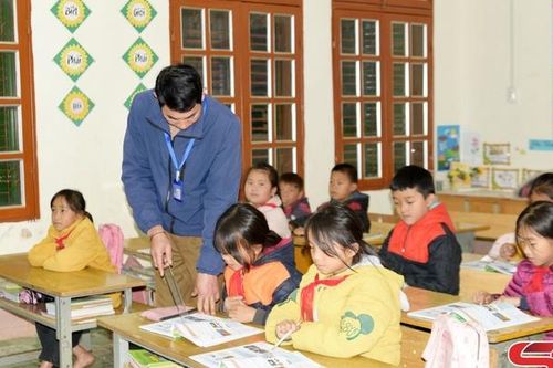 Gieo chữ nơi vùng cao biên giới