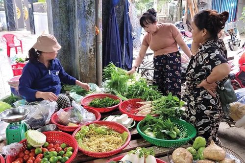 Rau, củ, quả tăng giá