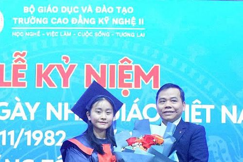 Trường Cao đẳng Kỹ nghệ II kỷ niệm 43 năm Ngày Nhà giáo Việt Nam