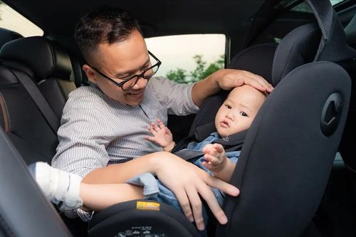 Bối rối trước quy định ghế an toàn trẻ em trên ôtô