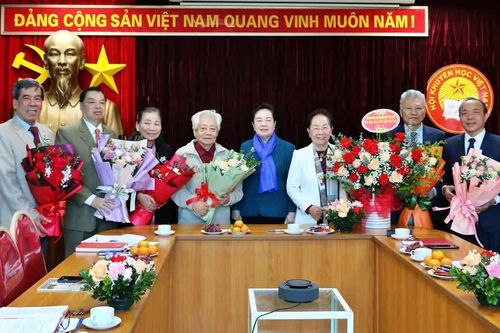 Trung ương Hội Khuyến học Việt Nam chúc mừng các nhà giáo nhân ngày Nhà giáo Việt Nam