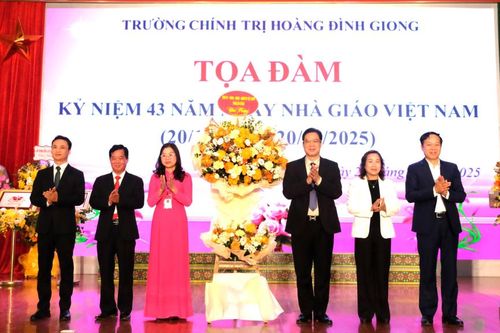 Phó Bí thư Tỉnh ủy Vũ Hồng Quang: Xây dựng Trường Chính trị Hoàng Đình Giong xứng đáng là trung tâm đào tạo, bồi dưỡng cán bộ trọng yếu của địa phương