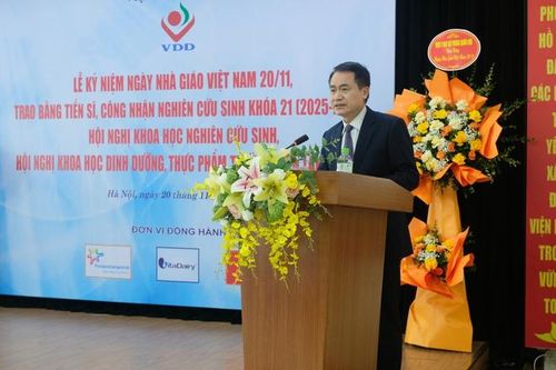 Người Việt 'bỏ cơm, ăn nhiều thịt' tự đẩy mình vào mất cân đối dinh dưỡng