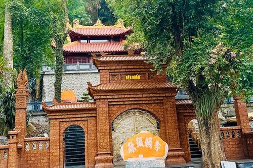 Ý thật, tâm thành nơi Đền Đuổm linh thiêng