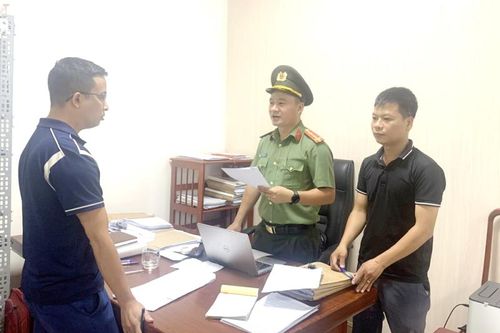 Triệt xóa đường dây tổ chức cho người khác trốn đi nước ngoài, bắt 9 đối tượng