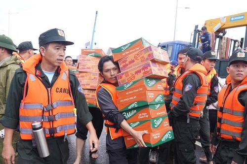 Thủ tướng chỉ đạo tăng cường quản lý và sử dụng hàng dự trữ quốc gia ứng phó mưa lũ tại miền Trung