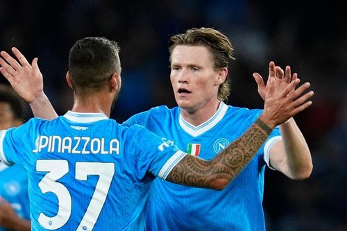 Napoli hét giá kỷ lục cho McTominay