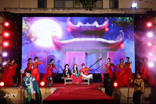 Đêm hội Sparkling Night 2025: Vẻ đẹp học sinh Chu Văn An