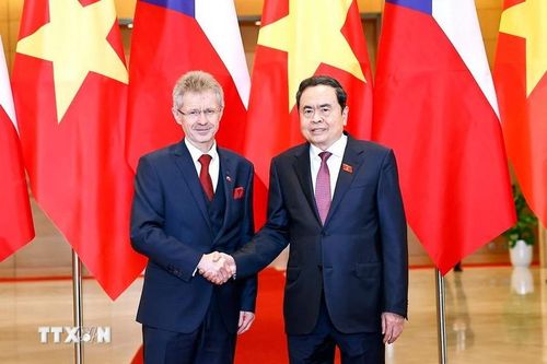 Chủ tịch Quốc hội Trần Thanh Mẫn hội đàm với Chủ tịch Thượng viện Quốc hội Cộng hòa Czech