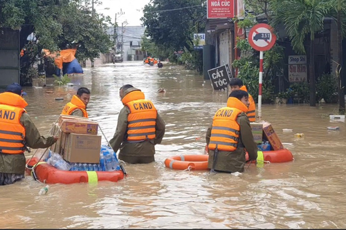 Công điện của Bộ Công an gửi Công an các đơn vị, địa phương về việc tập trung ứng phó lũ