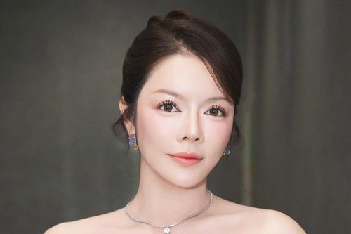 Không nhận ra Lý Nhã Kỳ khi xuất hiện với phong cách tiểu thư thanh lịch cùng nhan sắc thanh tú
