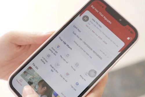 Đại học 120.000 sinh viên và bước ngoặt chuyển đổi số